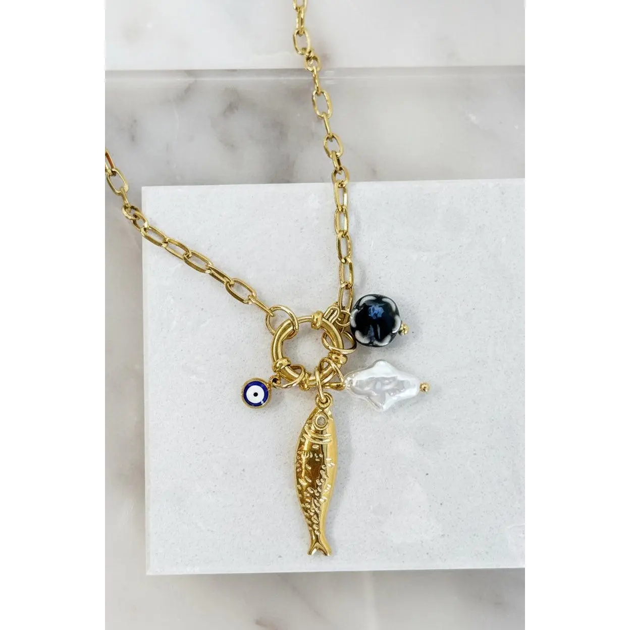 .Dream Catch Charm Necklace