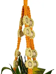 Yellow daisy plant hanger