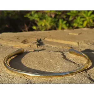 Smooth Reversible Brass Choker