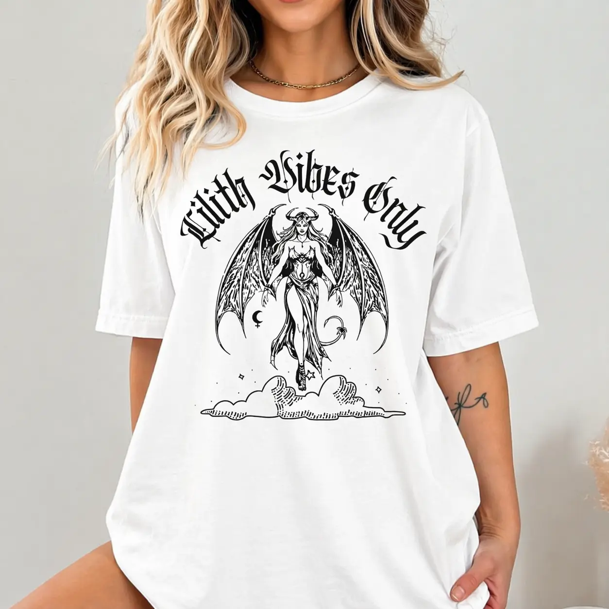 Women's Love-Infused Lilith Mystical Witch Aesthetic 100% Cotton Oversized T-Shirt - Unisex Round Neck, Short Sleeves, Classic Fit, Digital Printed, Fade-Resistant, Casual Streetwear Top, M, XXL