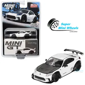Mini GT 1:64 Toyota GR86 LB-Nation White #769 - Diecast Car