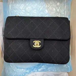Pre-owned CHANEL france Shoulder Bags HH Vintage Black Knitted/Cotton Diamond Plaid Classic Flap (CF) Mouth Cover Bag 87196