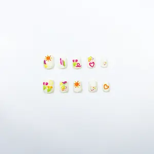 3H Luxury Handmade Press-on Nails - Floral Sketches