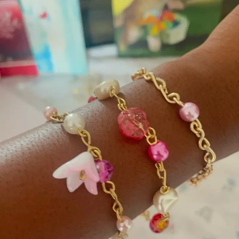 Pretty petunia bracelet set