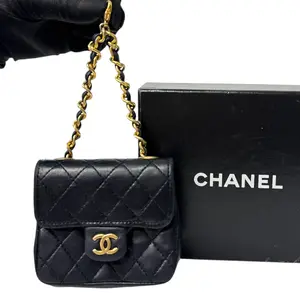 Pre-owned CHANEL Lambskin Mini Bags Black Micro Classic Flap Belt Bag