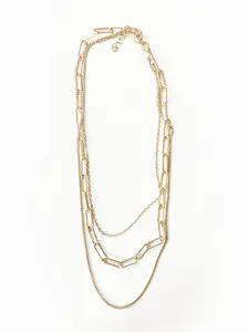 A fashionable and stylish multi-layered metal necklace suitable for daily wear, vacation dates, and other occasions, and also a surprising and exquisite small gift