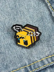 Pixel Bee Badge in Minecraft Style, Blocky Striped Wings, Fun Collectible for Mc Players and Pixel Art Lovers, Fashion Accessory