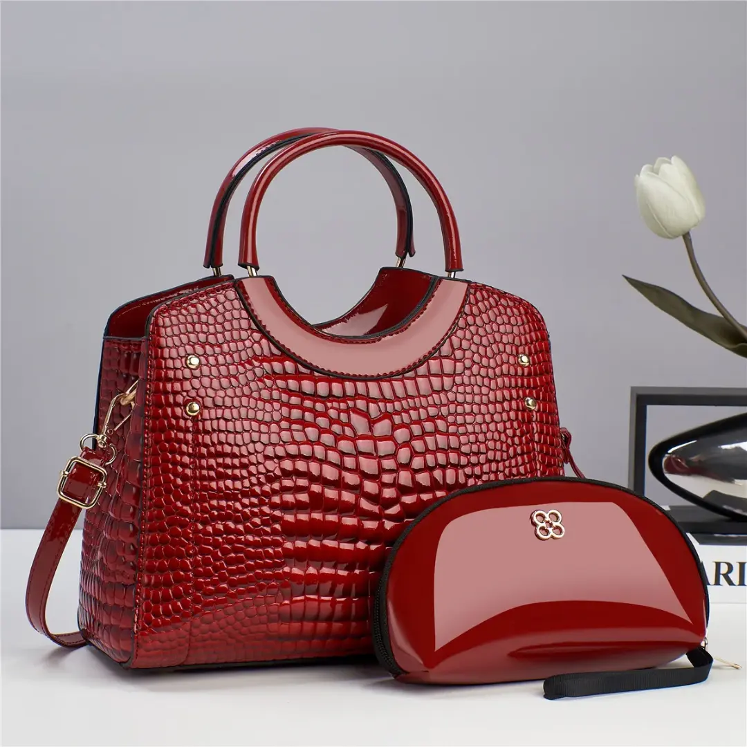 Women's 2-Piece Crocodile Pattern Tote Bag Set Pack, Elegant Multi-Compartment Shoulder Bag with Zip Pockets and Matching Pouch for Everyday Carry