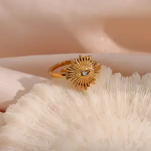 Daylight Ring – Elegant Solana Gold Ring for Women