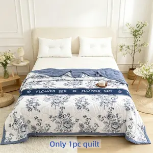 1Pc French Vintage Floral Printed Summer Quilt, Breathable Cooling Quilted Blanket, Lightweight & Slim, Sweat-Free Must-Have for Hot Sleepers, Soft Lightweight Quilts