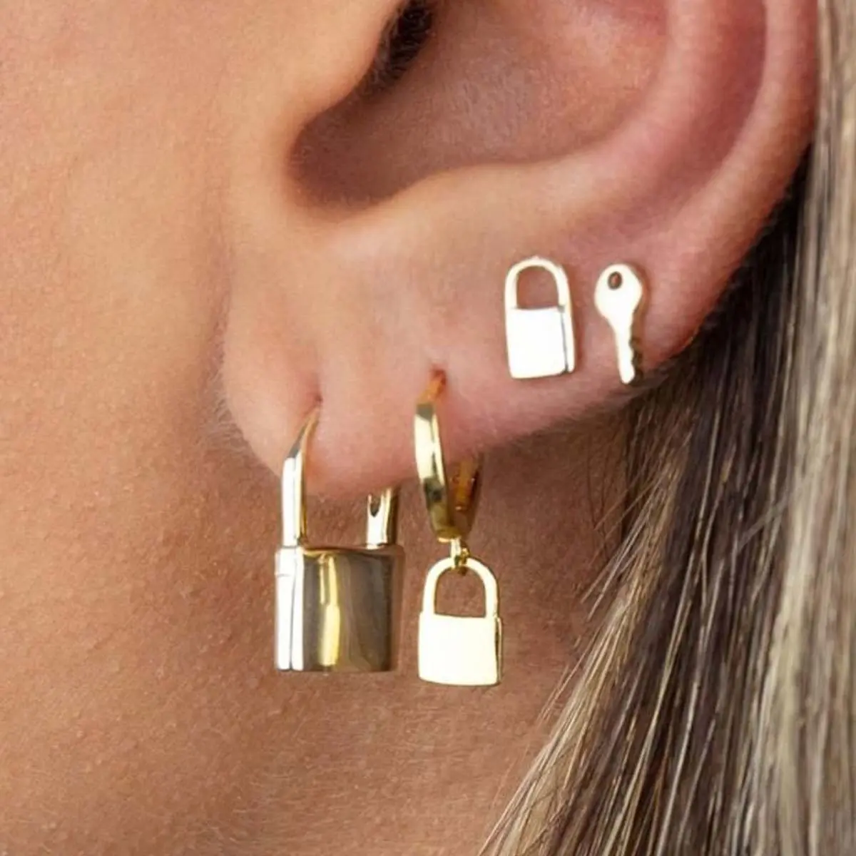 Women's Stud Earrings - 4-Piece Mismatched Lock and Key Artificial Gemstone Jewelry Set for Daily Wear