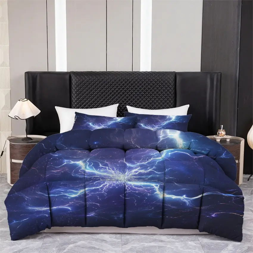 Vibrant Electric Lightning Quilt Set, 3-Piece Printed Quilt & Pillowcases, Soft Microfiber All-Season Bedding, Decorative Bedding Set, Modern Bedroom Decor