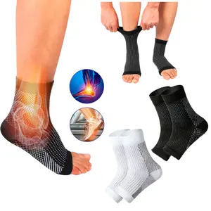 3 Pairs Neuropathy Compression Socks for Men and Women Absorbs Moisture Wicks Away Sweat Dries Quickly Breathes Well Relieves Soreness Swelling Suitable for Running Basketball Cycling sport stocking elastic