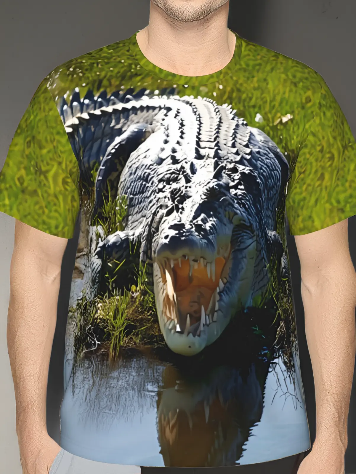 Men's 3D Printed Alligator T-Shirt, Realistic Crocodile with Open Mouth and Sharp Teeth Design, Polyester Breathable Short Sleeve, Dark Gray Water Scene Print, Trendy Streetwear Casual Tee for Daily Wear S-3XL