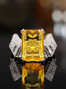 1 PC Gorgeous Yellow Cubic Zirconia Solitaire Ring For Women For Wedding Engagement Party Jewelry Valentine's Day Gift Artificial Gemstone Ring