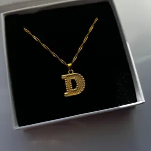 Kid’s Unisex Initial Letter Pendant Necklace "D" Gold-Tone Chain Fashion Jewelry for Kids
