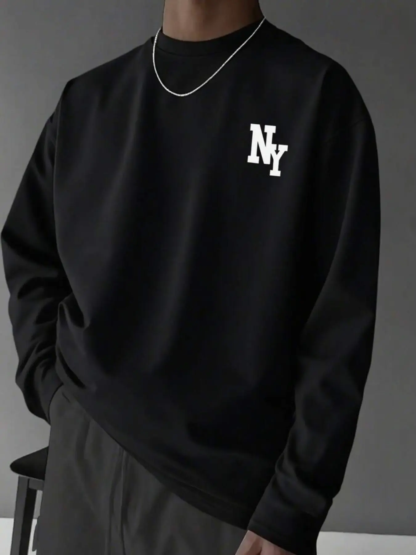 Stylish Ny Letter Comfortable Round Neck Long Sleeve Sweatshirt for Fall and Winter, Unisex Design Perfect for Casual Wear and Travel