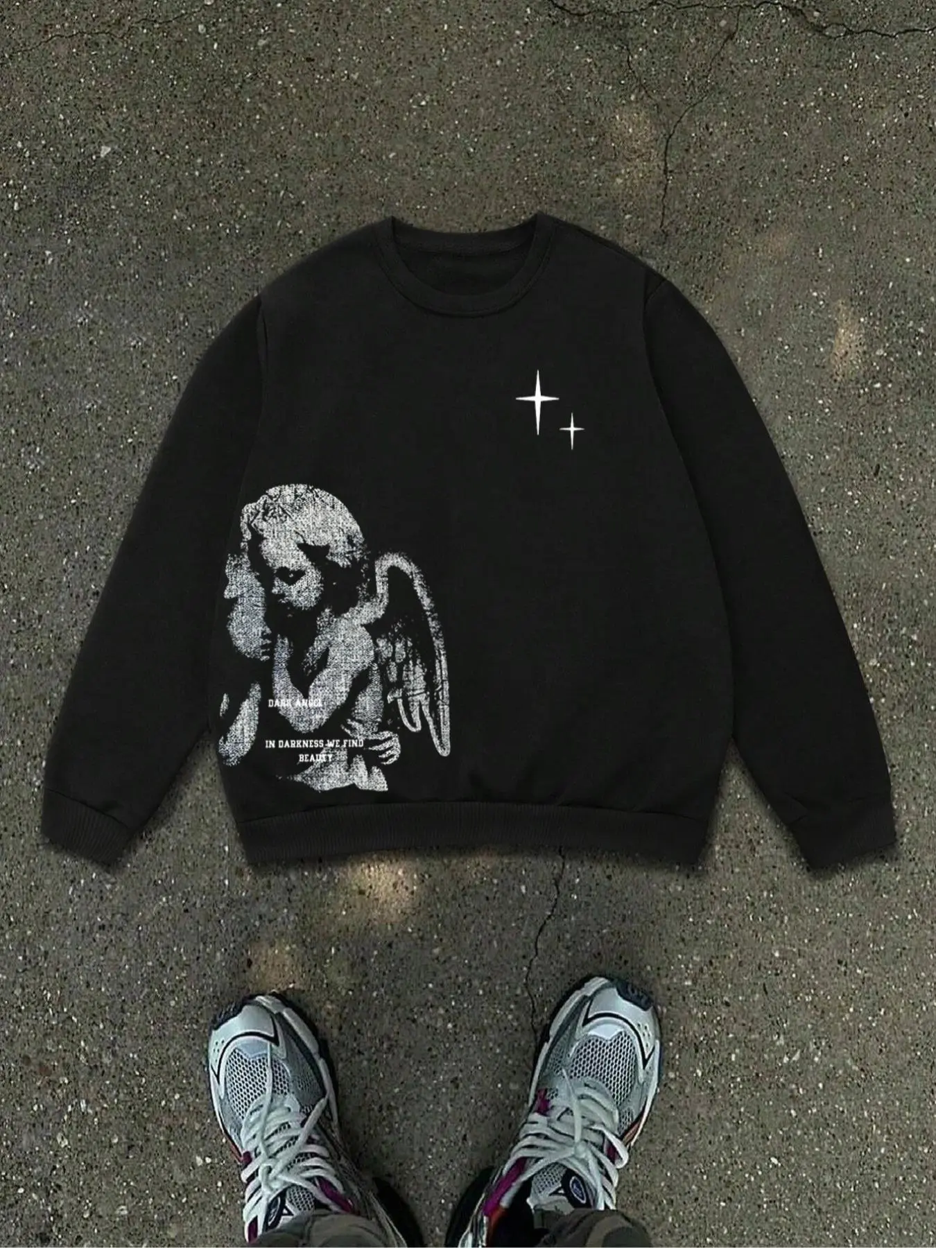 Men's Angel & Letter Print Round Neck Casual Streetwear Comfy Sweatshirt, Loose Casual Long Sleeve Crew Neck Pullover for Fall & Winter, Men's Clothes for Daily Wear