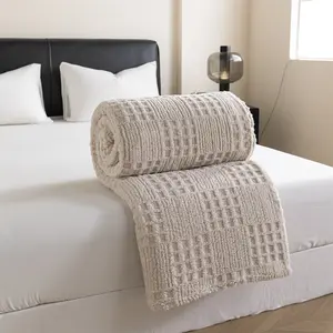 Taffeta Velvet Solid Color Waffle Jacquard Soft Throw Blanket, Moisture-Wicking, Cloud-Like Touch, Ideal for Naps, Cozy and Comfortable
