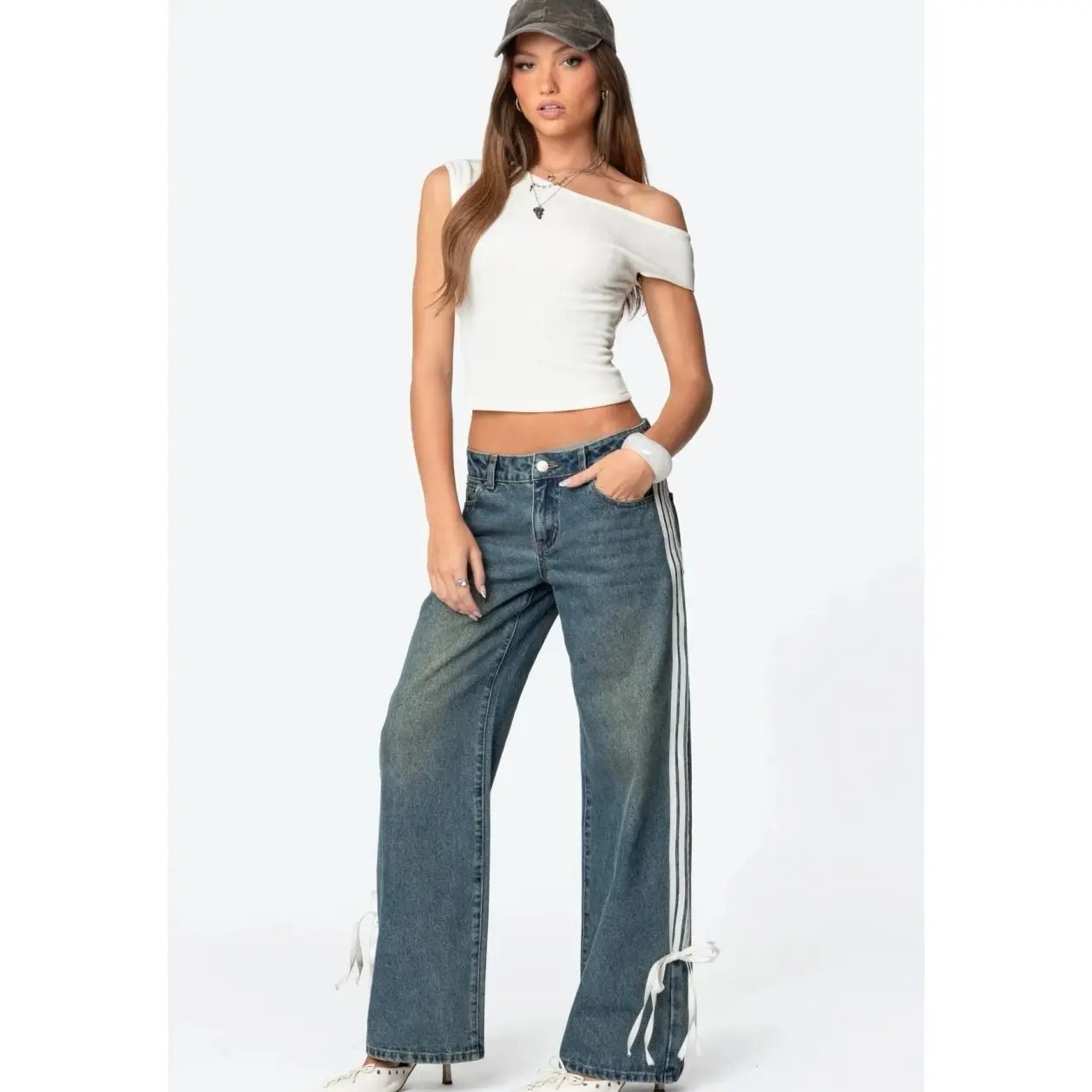 Edikted Ribbon Washed Low Rise Baggy Jeans