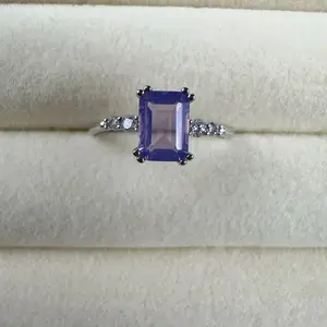 <PingEast jewelry > Minimalist 925 Silver Ring Featuring a 6×8mm Emerald-Cut Natural Amethyst