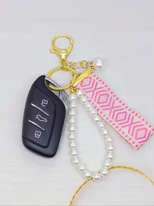 Faux Pearl Decor Car Keychain, Cute Keychain for Women & Girls, Fashion Keychain for Car Key, Bag Charm, Phone Charm, Universal Keychain for Daily Use, Keychain Kawaii