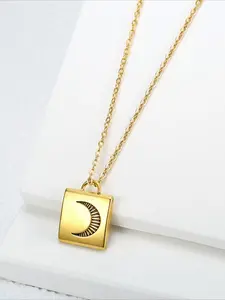 Retro Crescent Square Brand Necklace Made of Stainless Steel That Does Not Fade, Exuding A Sense of Luxury, Light Luxury, Niche Accessories, Versatile for Daily Use
