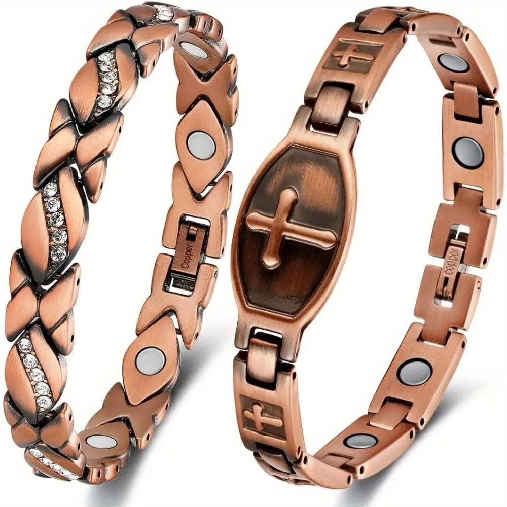 Chic Copper Bracelet for Female with Crystal Heart, Hypoallergenic Jewelry with an Adjustable Design for Different Wrist Sizes, Elegant
