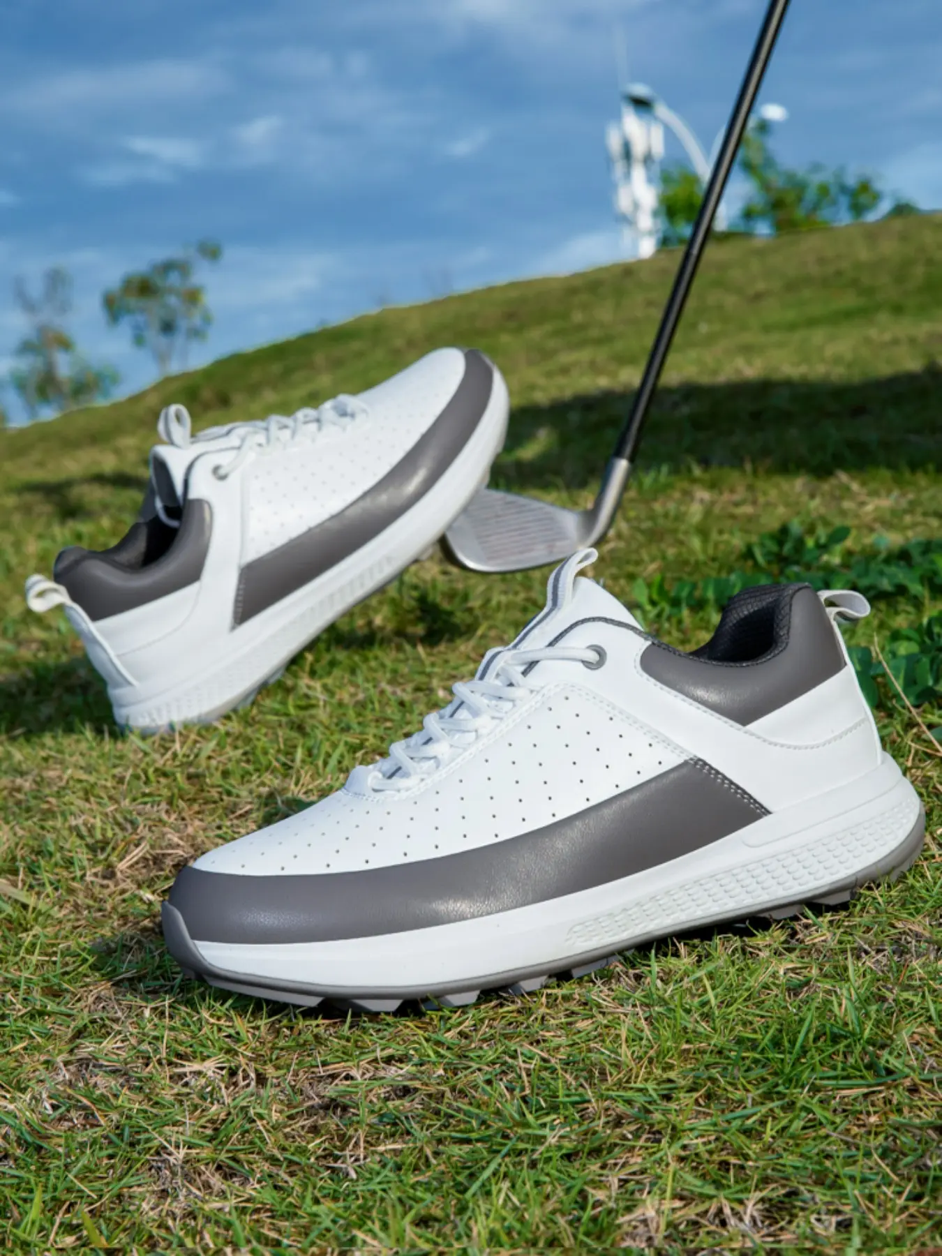 Men's Golf Shoes, Athletic Golf Shoes, Spikeless Golf Shoes, No Studs Design, Comfortable and Durable, Ideal for Daily Wear, Perfect for Outdoor Activities, Suitable for Golf Enthusiasts