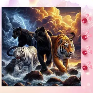 5D DIY Full Diamond Round Diamond Painting - Diamond Art Craft Kit, Walking Tiger Mosaic, Canvas - DIY Decorative Painting, Home Wall Decor, Suitable for Halloween and Christmas, Birthday and Anniversary Gifts