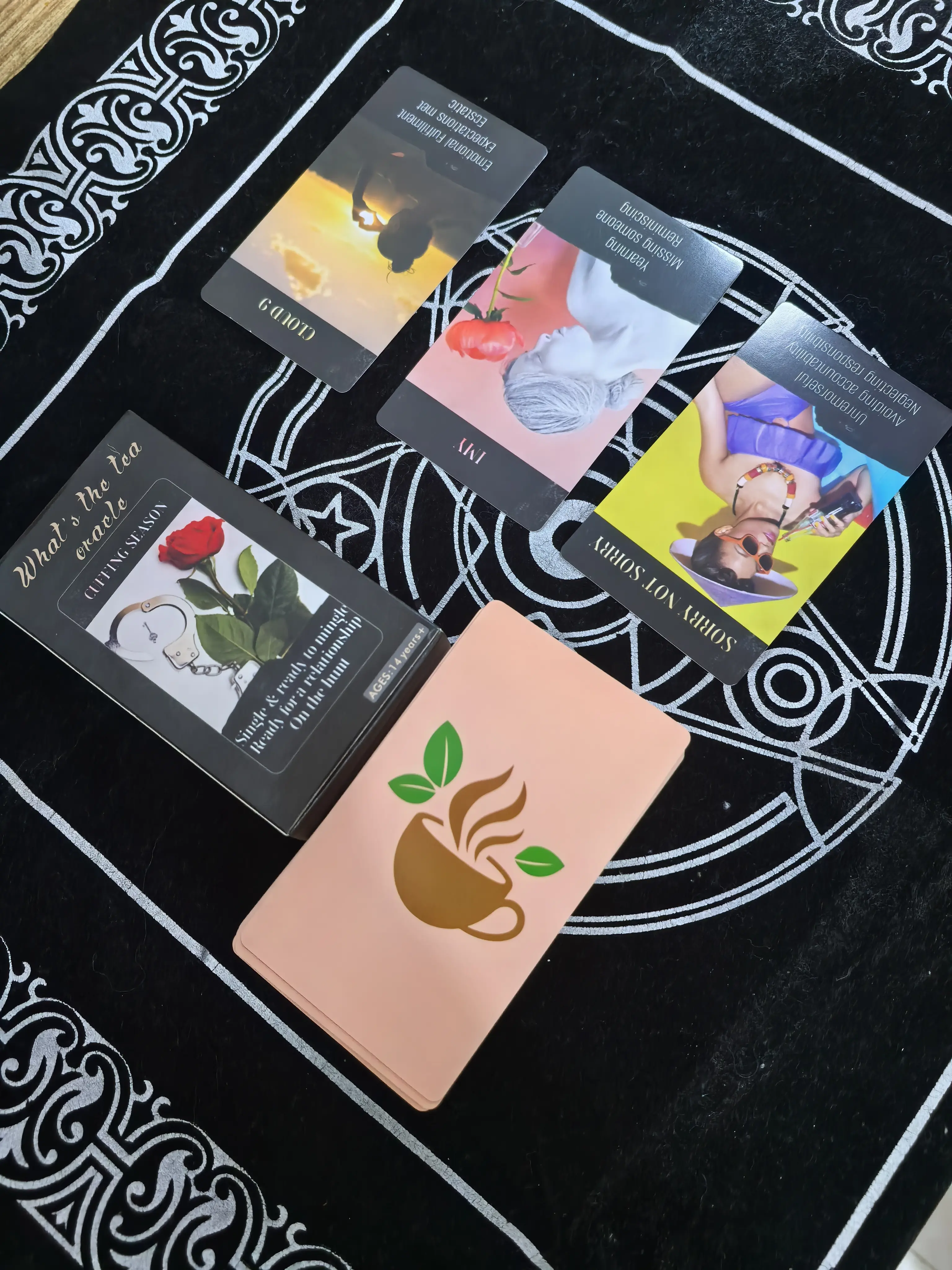 What's The Tea Oracle Cards Cuffing Season Fortune Telling Prophecy Divination 78-cards English Version Tarot Deck in Box Ages 14+
