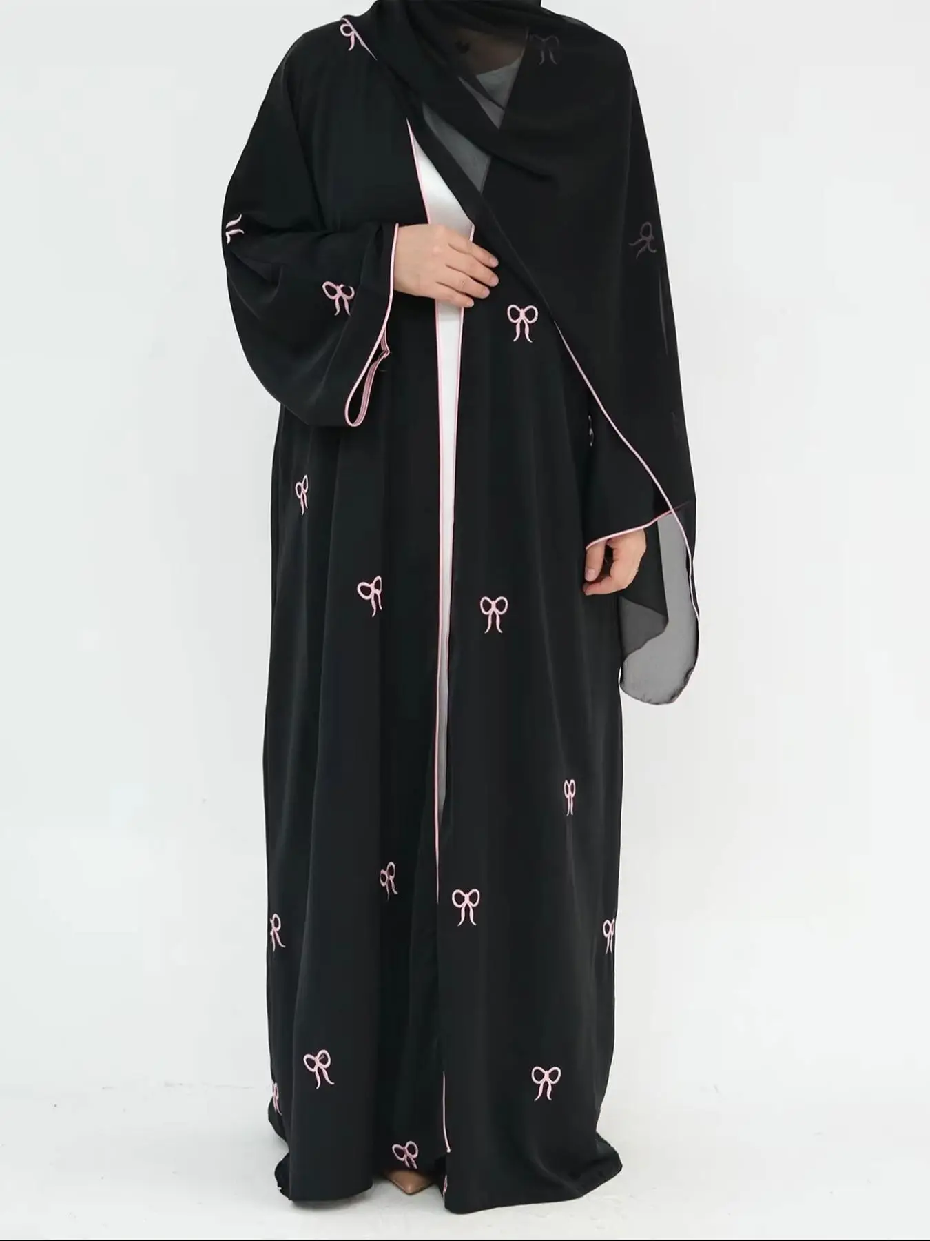Women's Embroidery Abaya, Elegant Long Sleeve Open Front Abaya for Women, Ladies Islamic Clothing for All Seasons