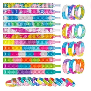 Stress Relief Rainbow Silicone Bracelets Set, Fidget Band, 1/6/10/15/20/30 Pieces, Sensory Bubble Toy, Party Gift for Kids & Adults