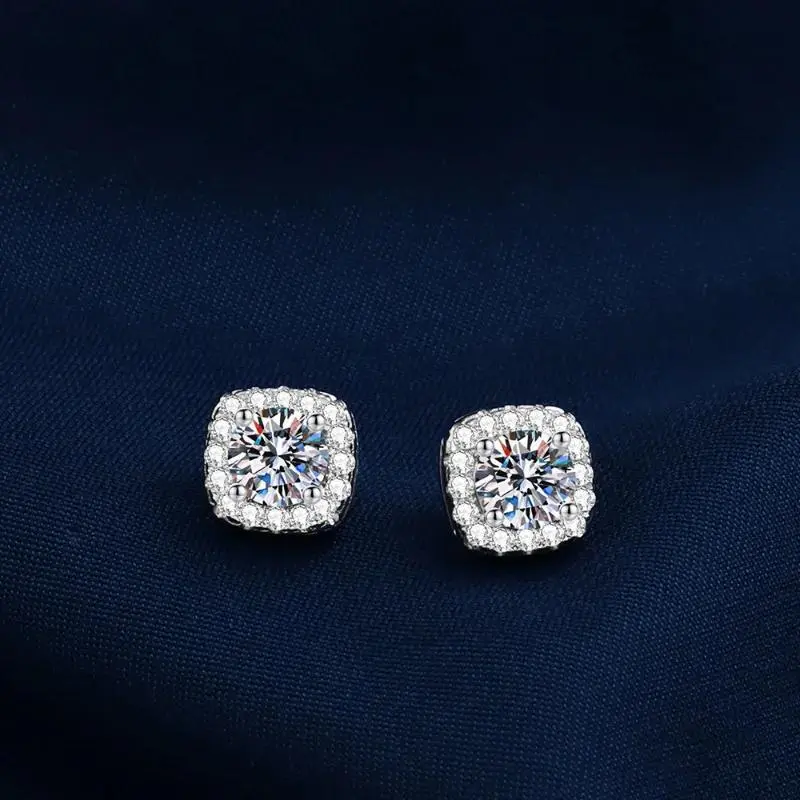 Brilliant square stud earrings