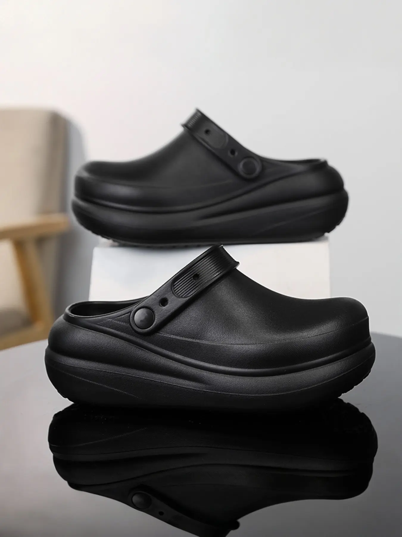 Women's Summer Waterproof Sandals, Thick Sole Slip-Resistant Eva Material, Fashionable One-Piece Chef Shoes, Comfortable Indoor/outdoor Wear, Thick Sole Slippers, Thick Soled Slippers