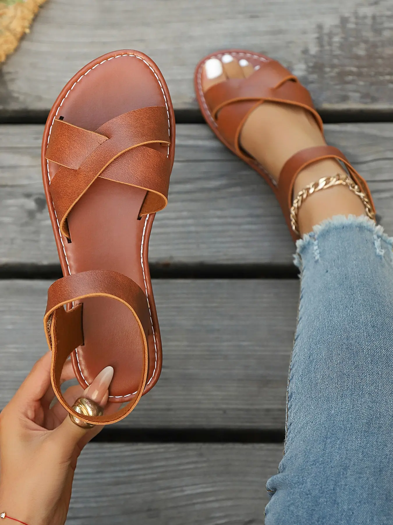 Women's Summer Fashion Comfortable Elegant Retro Vintage Roman Sandals, Cross Strap Velcro Open Toe Shoes, Flat Sole Commuter Vacation Versatile