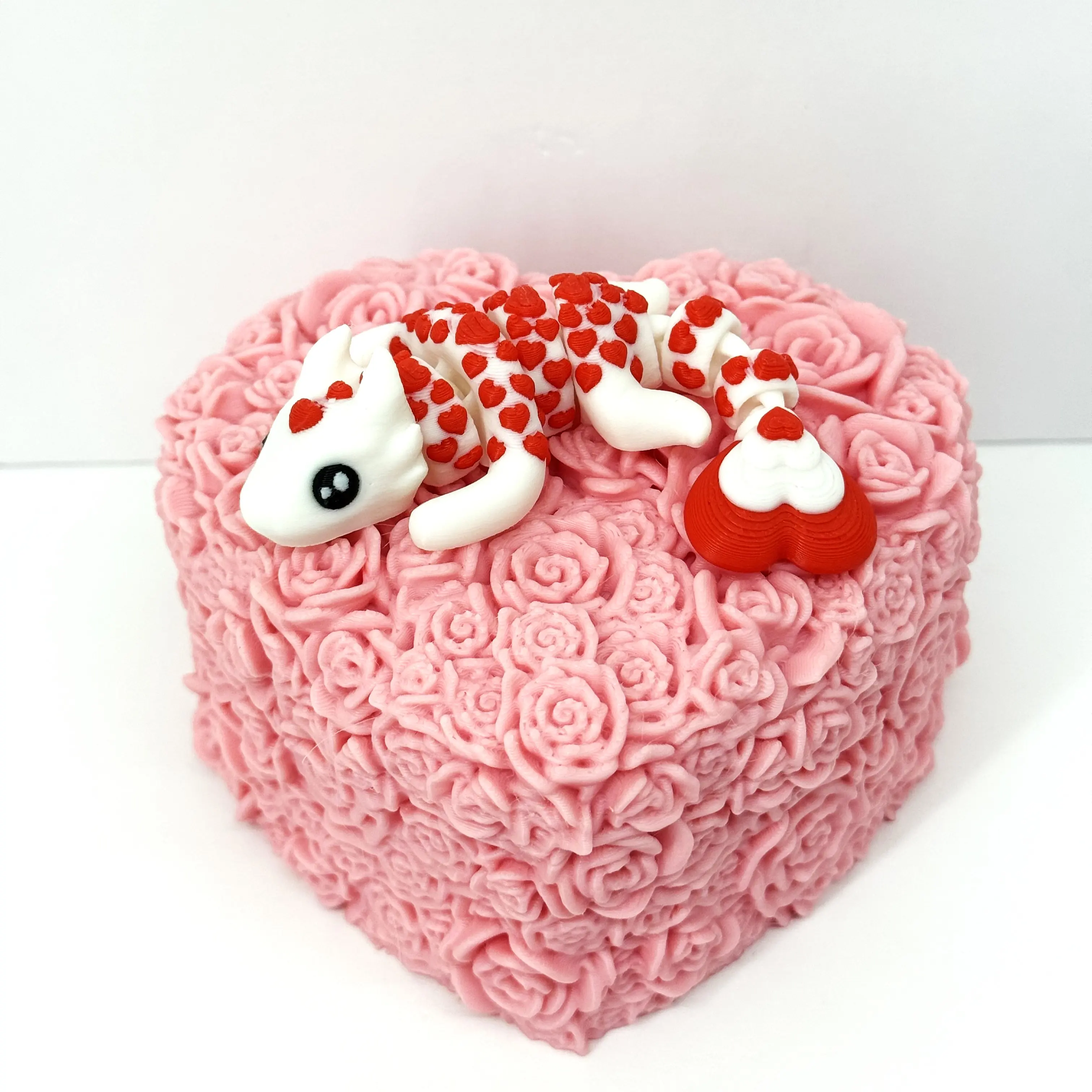 Rose Heart Trinket Box, 3D Printed Heart Container with Valentine Love Dragon, Anniversary Gift Valentine's Heart Dragon