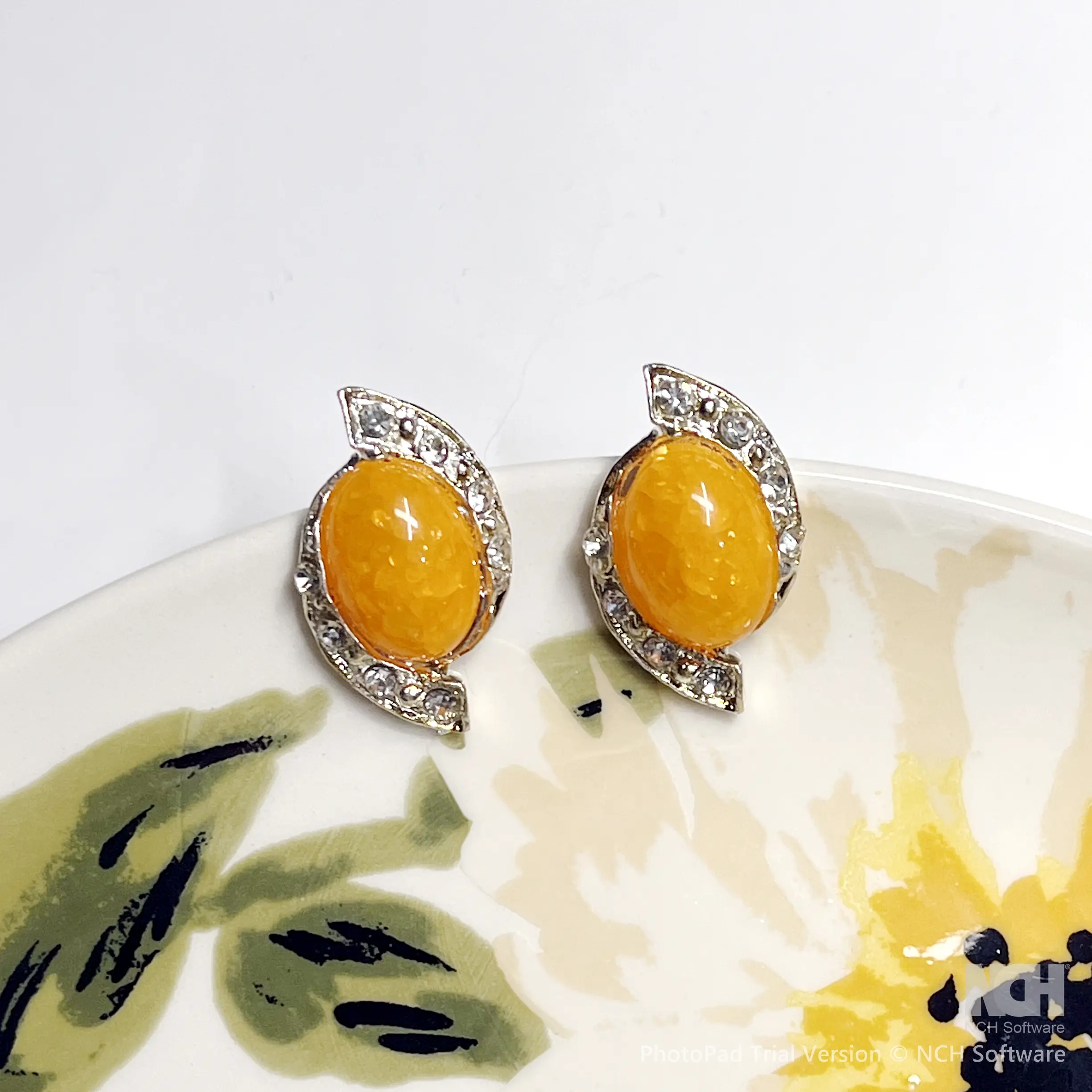 Orange Bead with Clear Rhinestone Stud Earring for Female Fashion Accessory