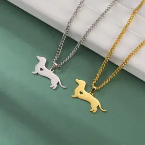 TEAMER Cute Heart Dachshund Necklace Sausage Dog Pendnat Stainless Steel Dachshund Lover Pet Animal Jewelry For Women