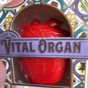 Sticky, realistic squishy ball heart stress relief toy