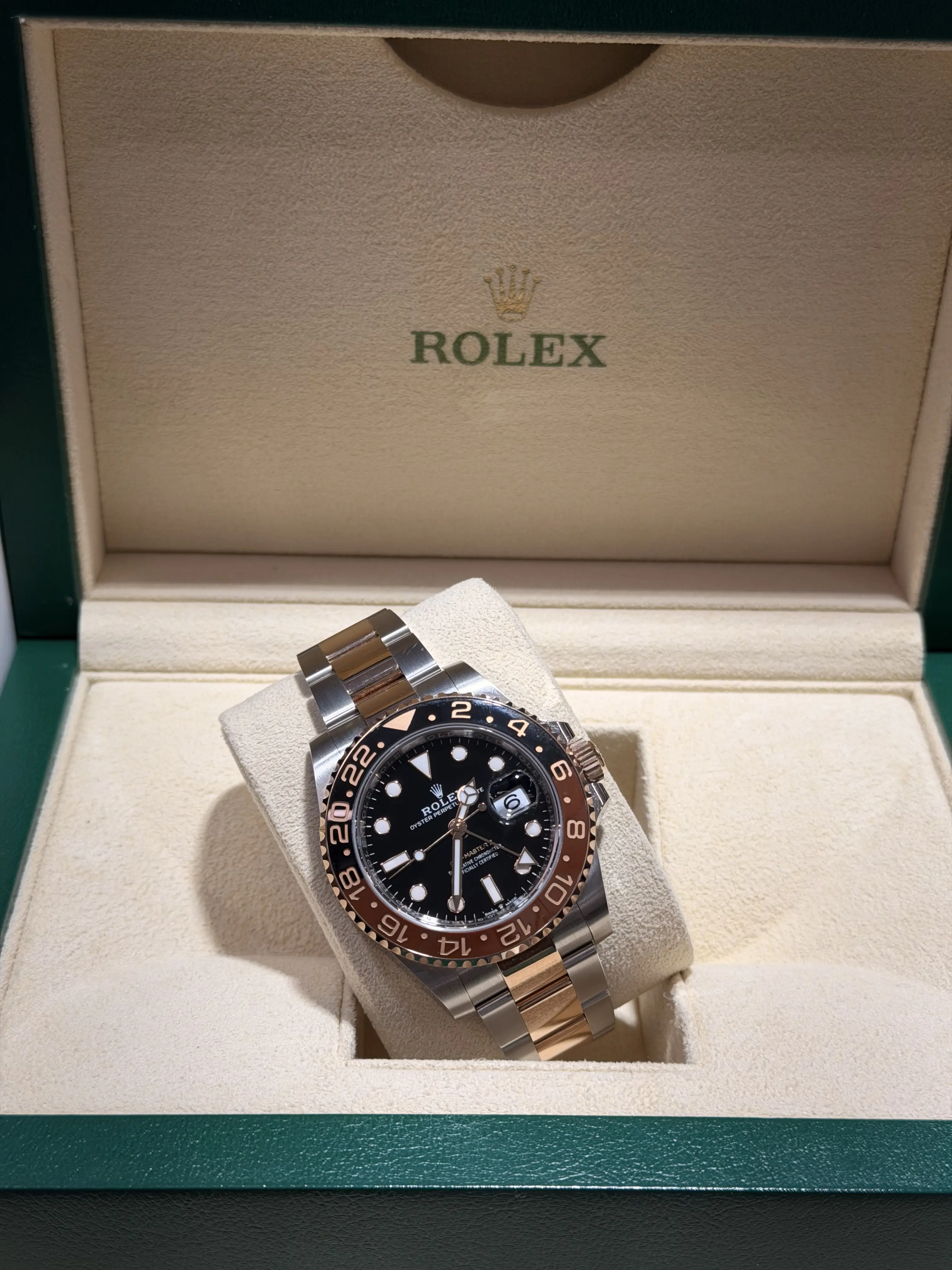 Rolex GMT Master II Rootbeer Black&Brown Bezel Two Tone Watch