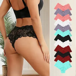 Women’s solid-color low-rise lace triangle panties—versatile everyday high-stretch underwear. Soft, breathable fabric with a seamless, invisible design that doesn’t show through; relaxed, comfortable wear. Simple yet stylish women’s lingerie. Fit Loose