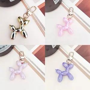 Balloon dog keychain