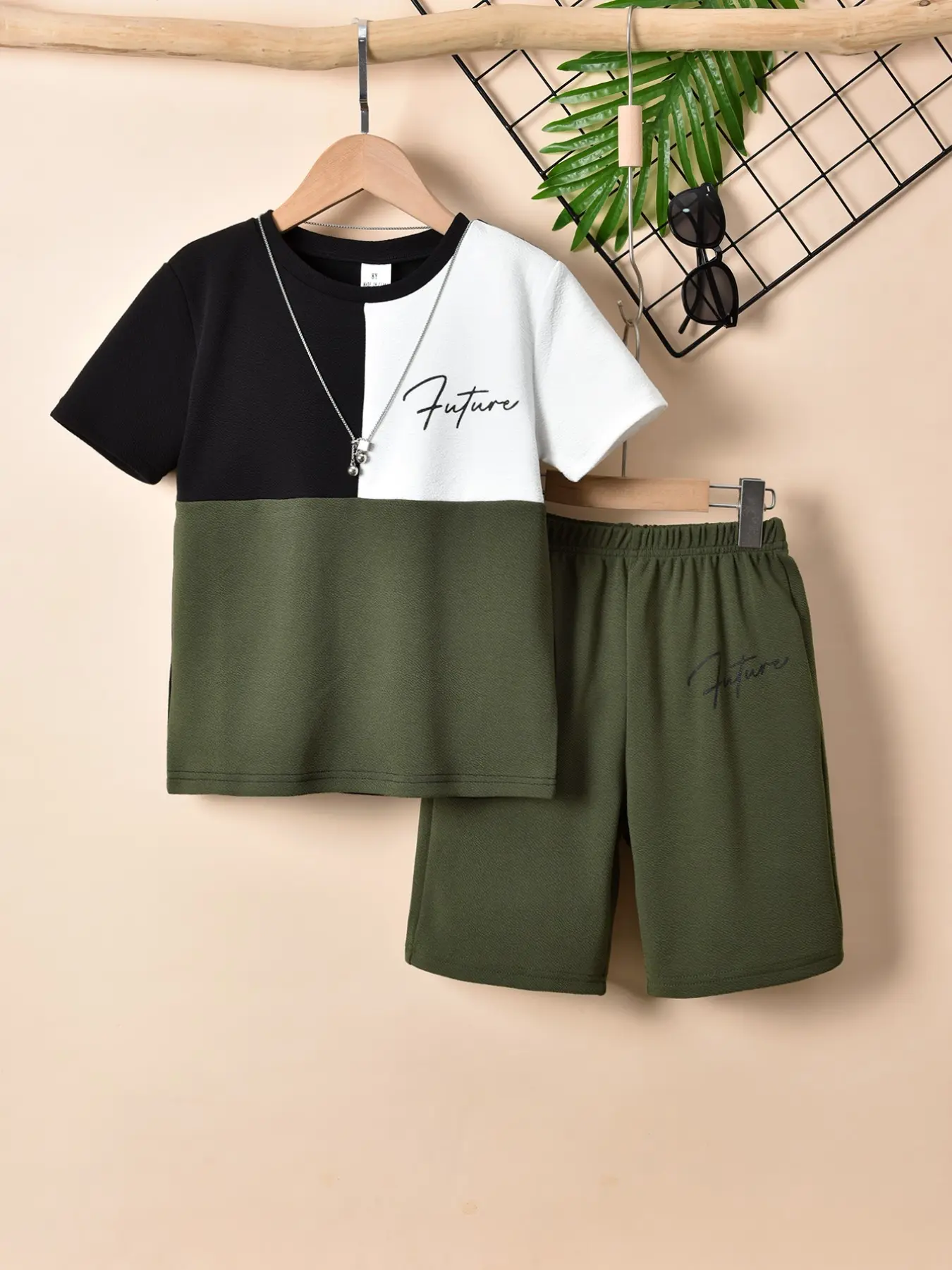Kikofendy Summer Fashion Casual Boys' Letter Print Colorblock Round Neck T-Shirt & Shorts Set, Matching Outfits Set, Kids Clothing Ensemble, Outfit Sets, Clothes Kids