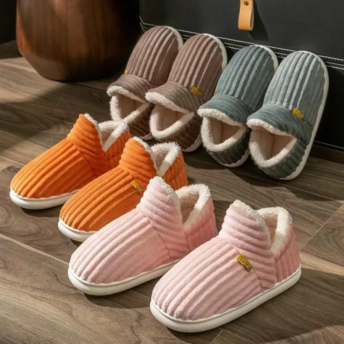‌Plush Furry Slippers for Women Men Ultra Soft Winter Slides Warm Ankle Coverage Cozy Indoor Shoes Cotton Sole Home Comfort‌ Orange