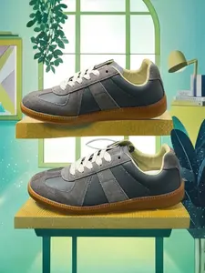 Vintage Sport Training Shoes 2026 New Unisex Breathable Casual Sneakers, Low Top Rubber Sole, Patchwork Textile Upper, All Seasons, Trainer, Sports Shoes, Walking Shoes