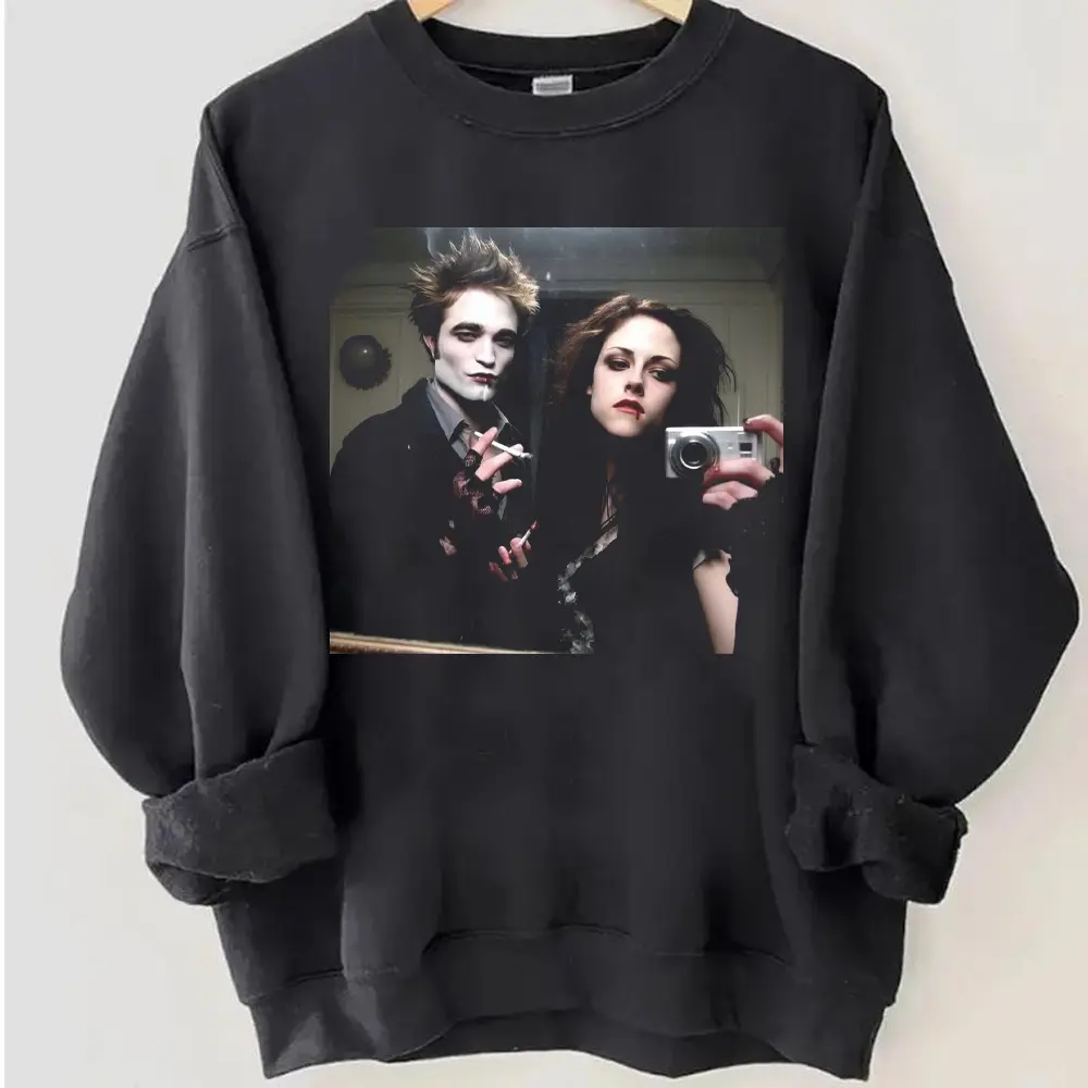 Twilight Vintage Sweatshirt, 90s Movie Inspired Crewneck, Edward Cullen Graphic Pullover, Retro Aesthetic Unisex Sweatshirt
