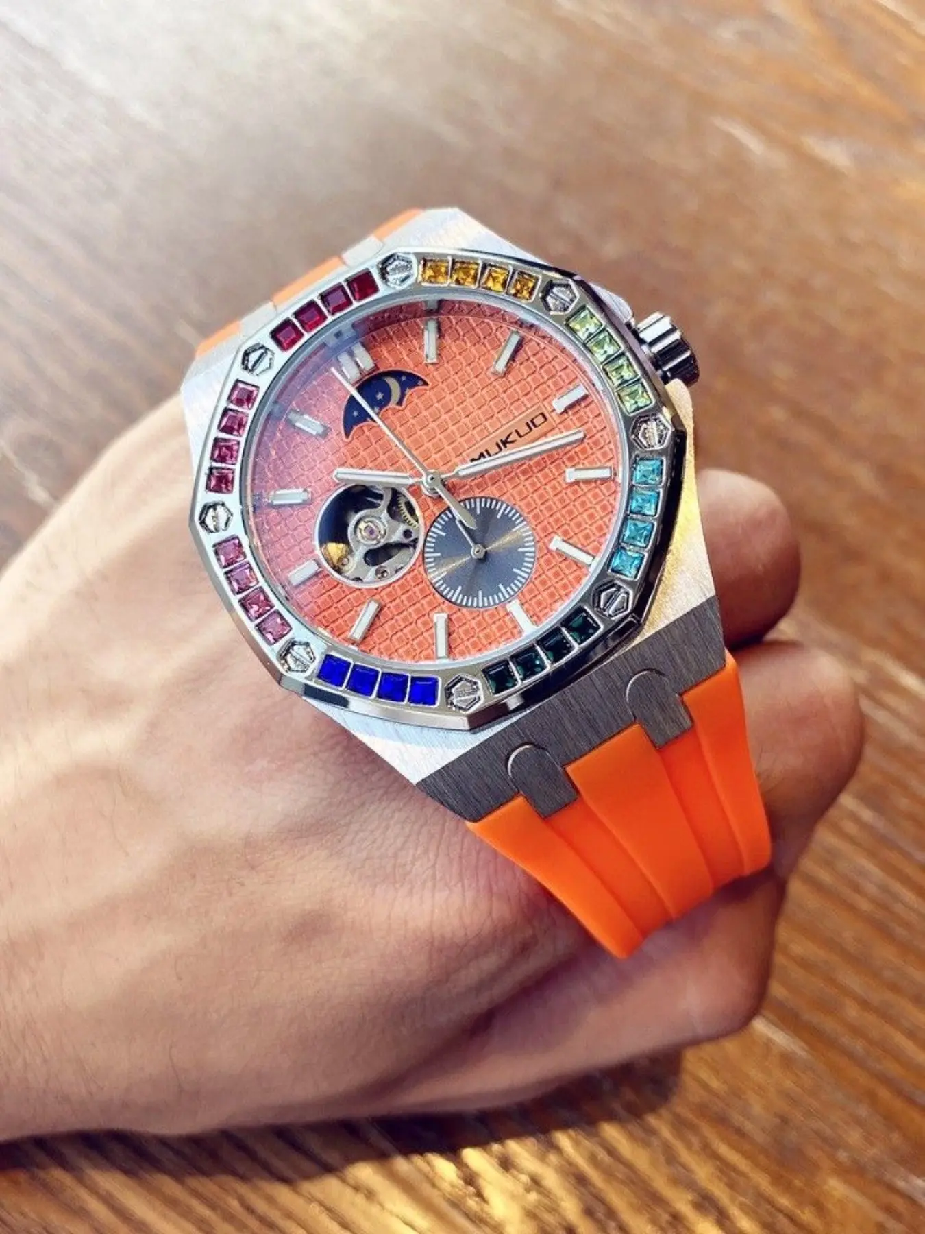Men's Luxury Street Style Watch, Fashionable Wristwatch, Fashionable Watches, Metal Case, Rainbow Diamonds, Blue Dial, Moon Phase, Hollow Design, Analog Round Face, All Seasons