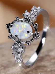 White Fire Synthetic Opal Oval Stone Engagement Rings For Women Vintage Silver Color Luxury Synthetic Crystal Wedding Bands Birthstone Jewelry Gifts