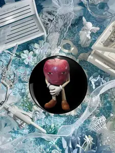 Unique Pattern Pin/badge Fashion Accessory, Round Plastic DIY Handmade Button, Creative Holiday-Themed Decorations for Men & Women, Wilted Daisy Pin, Flower Brooch